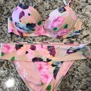 Victoria’s Secret Peach Floral bikini